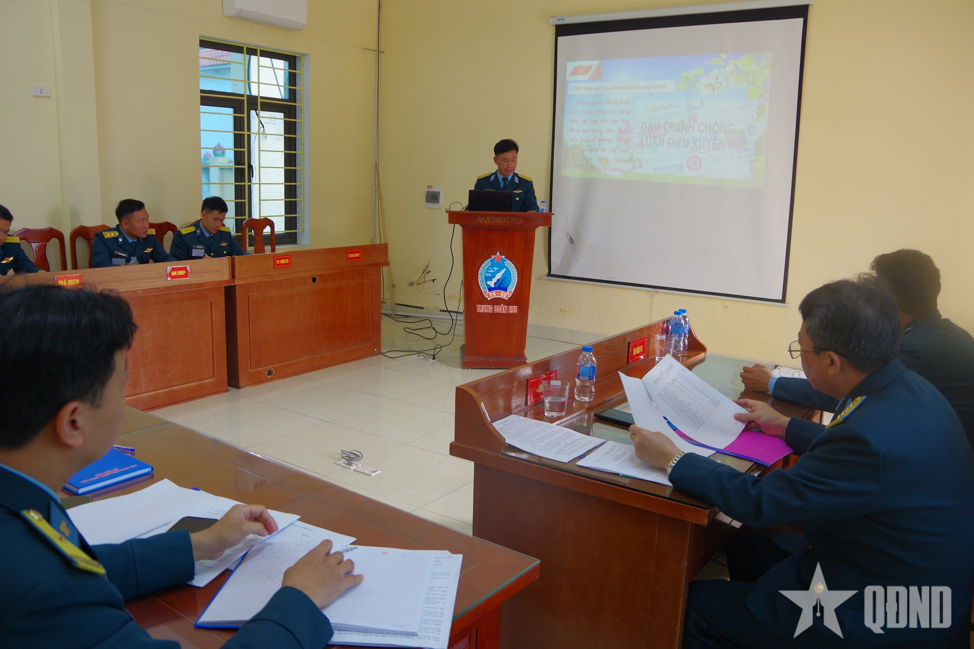 Trung đoàn 295 khai mạc hội thi cán bộ giảng dạy chính trị năm 2026